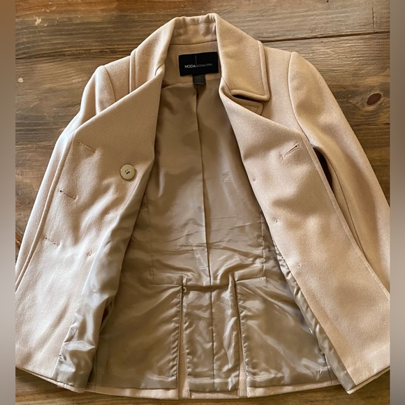 Moda Int. Pea Coat - Picture 2 of 6